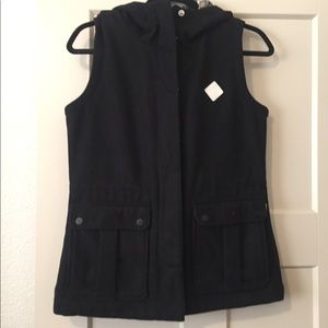 BURTON vest